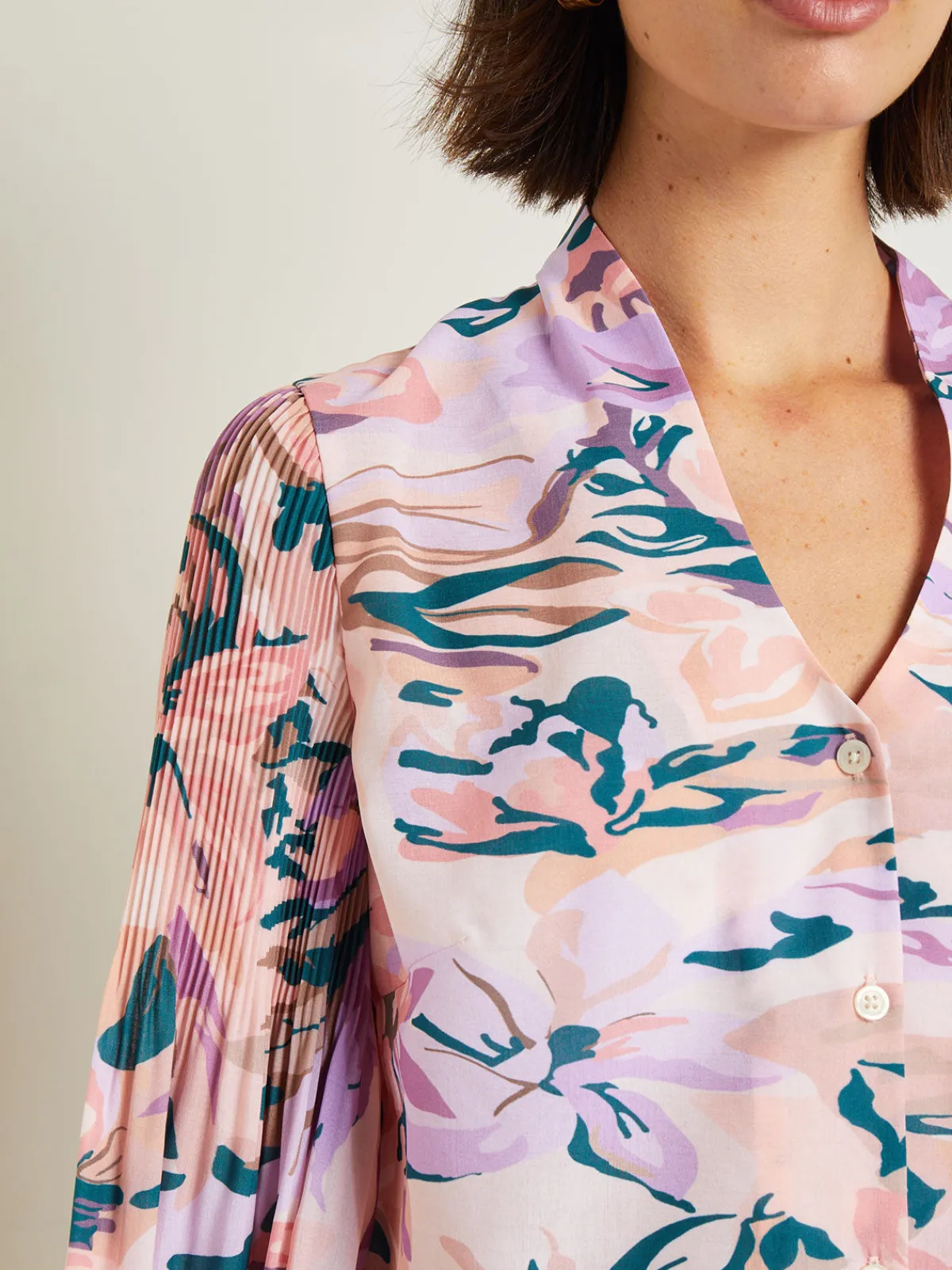 Blouses & Shirts|Tops & Tees|Misook Bell Sleeve Blouse - Pleated Blouse | RosePetal/Macchiato/LavenderField/Spruce/Biscotti/White