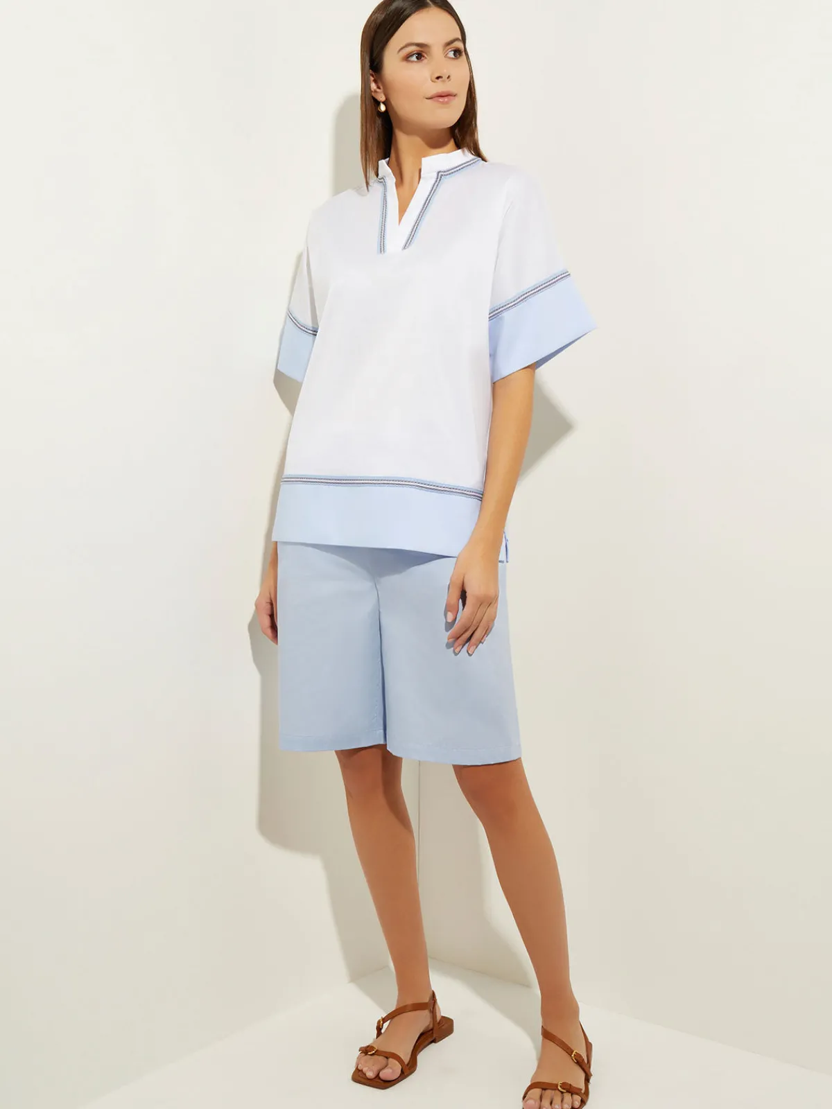 Blouses & Shirts|Tops & Tees|Misook Blouse White Cotton - Split Neck Blouse | CirrusBlue/White/Black