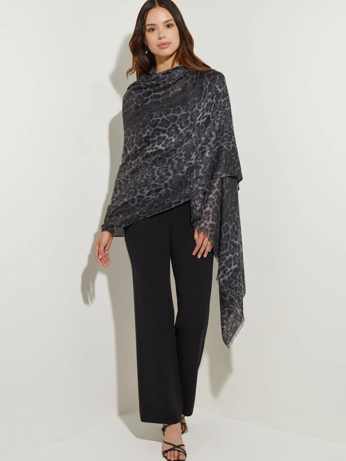 Accessories|Misook Cashmere Scarf - Leopard Print Scarf | GreyLeopard
