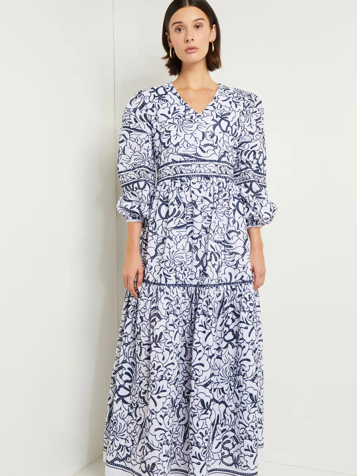 Dresses|Misook Embroidered Floral Cotton Maxi Dress Mazarine/White
