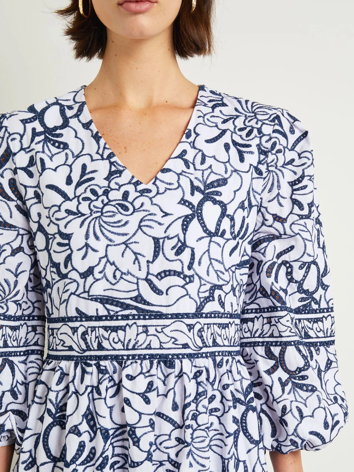 Dresses|Misook Embroidered Floral Cotton Maxi Dress Mazarine/White