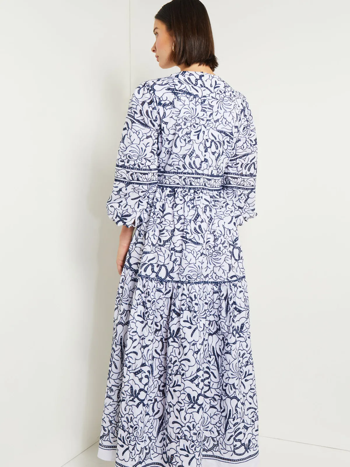 Dresses|Misook Embroidered Floral Cotton Maxi Dress Mazarine/White