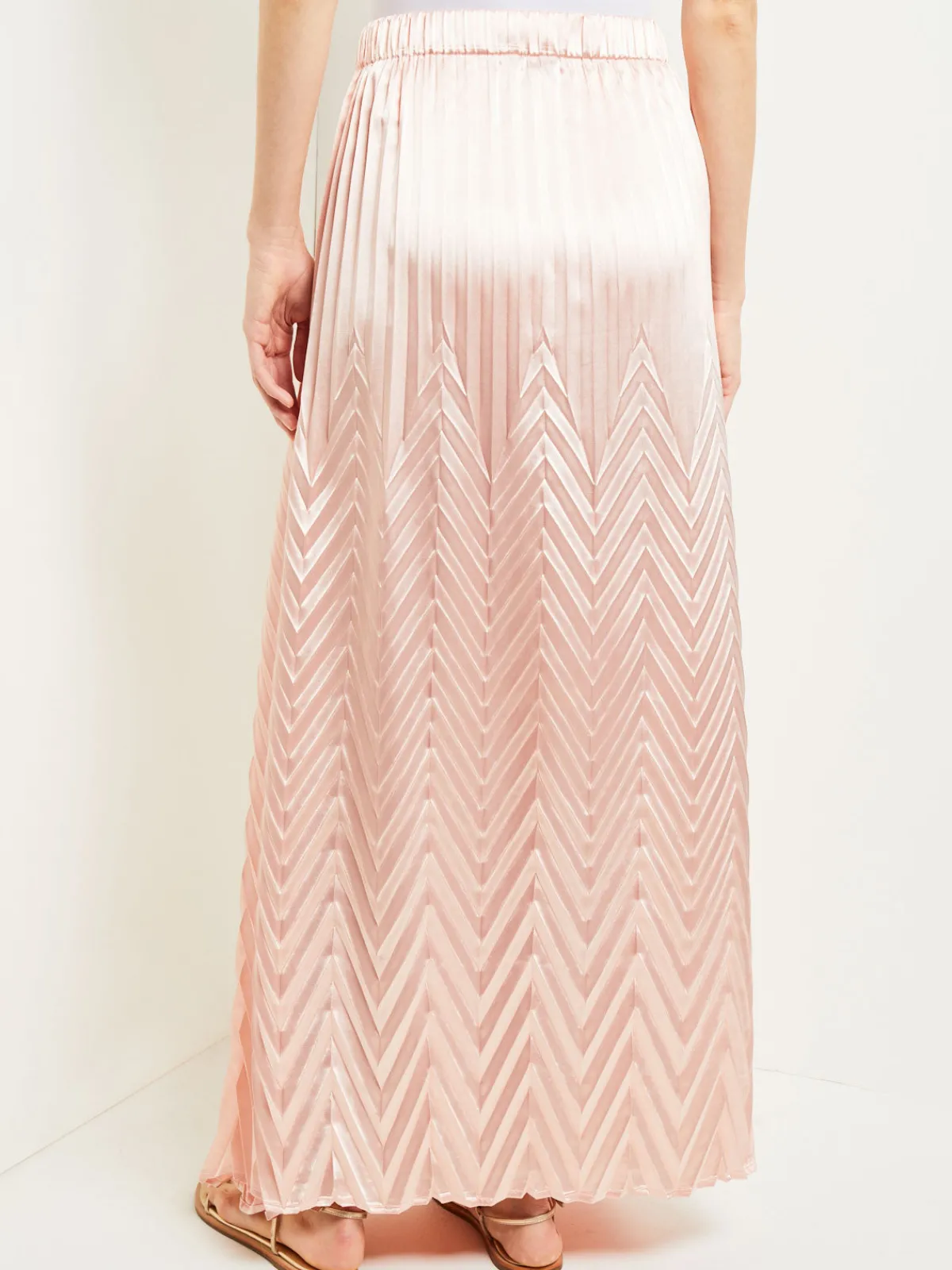 Skirts|Misook Maxi A-Line Skirt - Chevron Textured Crepe de Chine PorcelainPink