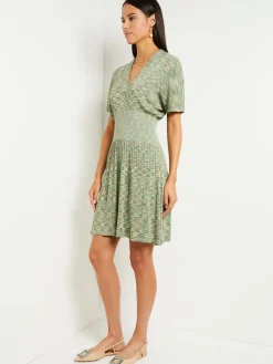 Dresses|Misook Mini Fit & Flare Dress - V-Neck Pleated Knit VerdantClover/ParadiseGreen/Charmeuse