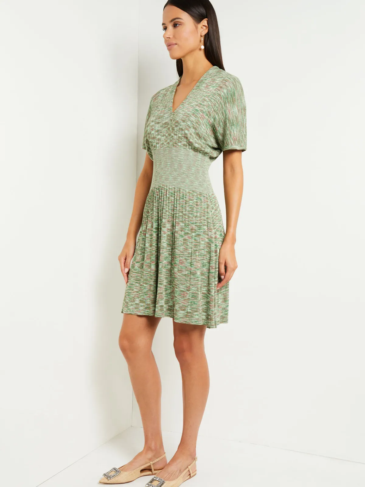 Dresses|Misook Mini Fit & Flare Dress - V-Neck Pleated Knit VerdantClover/ParadiseGreen/Charmeuse