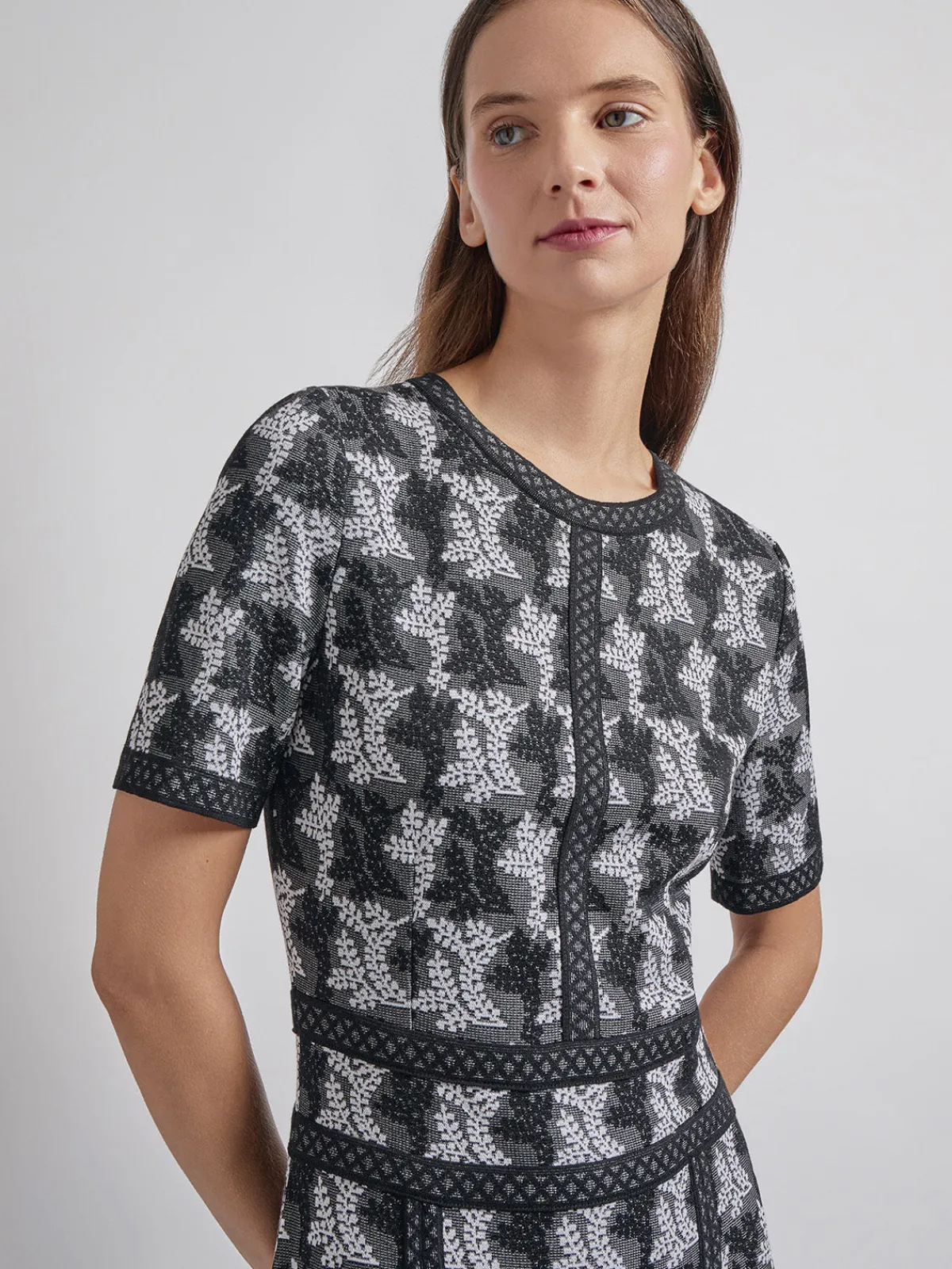 Dresses|Misook Modern Fit & Flare Intarsia Knit Dress Black/White