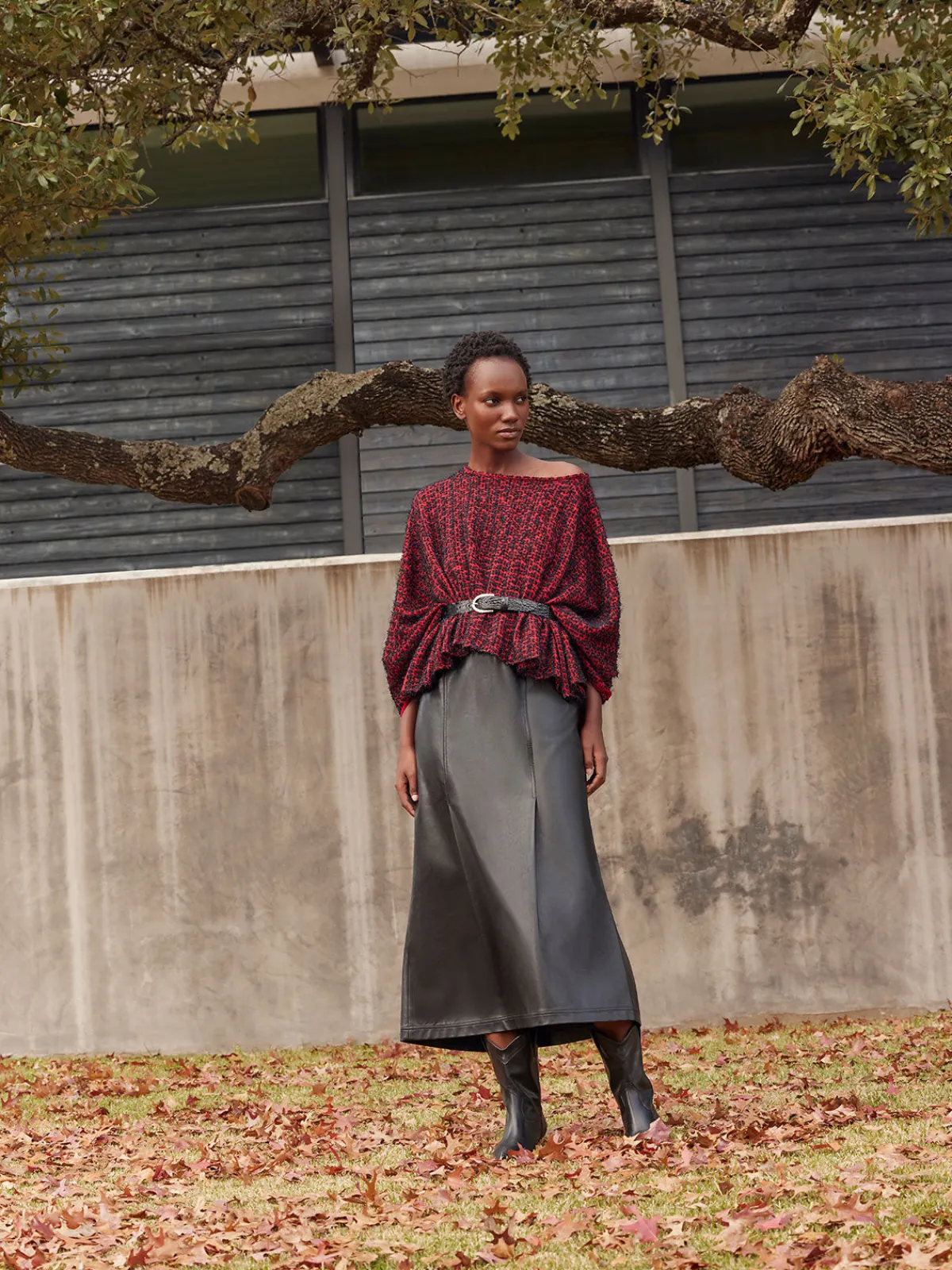 Jackets & Coats|Misook Relaxed Fit Two-Tone Eyelash Knit Poncho Rouge/Black