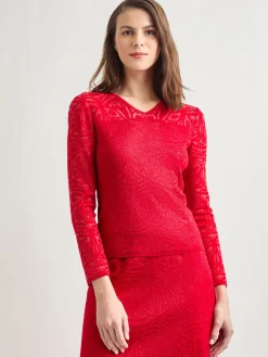 Tops & Tees|Misook Tonal Patterned V-Neck Burnout Knit Top Rouge