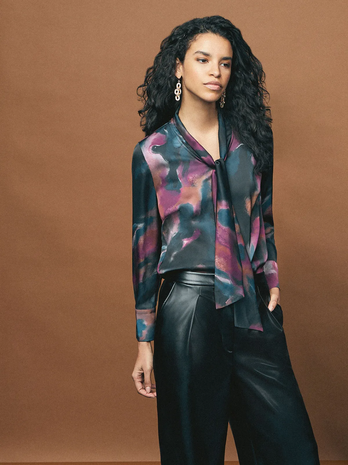 Blouses & Shirts|Tops & Tees|Misook Watercolor Tie Neck Crepe de Chine Blouse MarineTeal/AfricanViolet/Goldenwood/SoftMauve/NewIvory/Black
